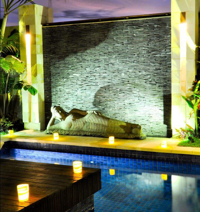 465783_378325592197269_282100928_o