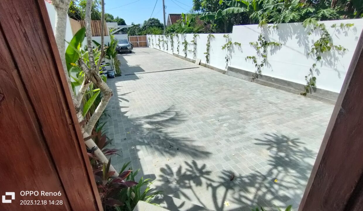 e03b71a6-308c-479a-8460-8fa9d4ffb9c6