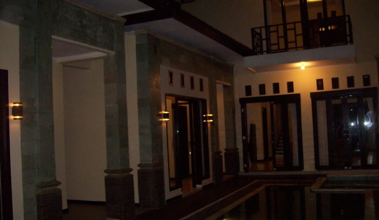 4ecf5b0d-6faa-44c3-aaaf-e9b6e048bef4