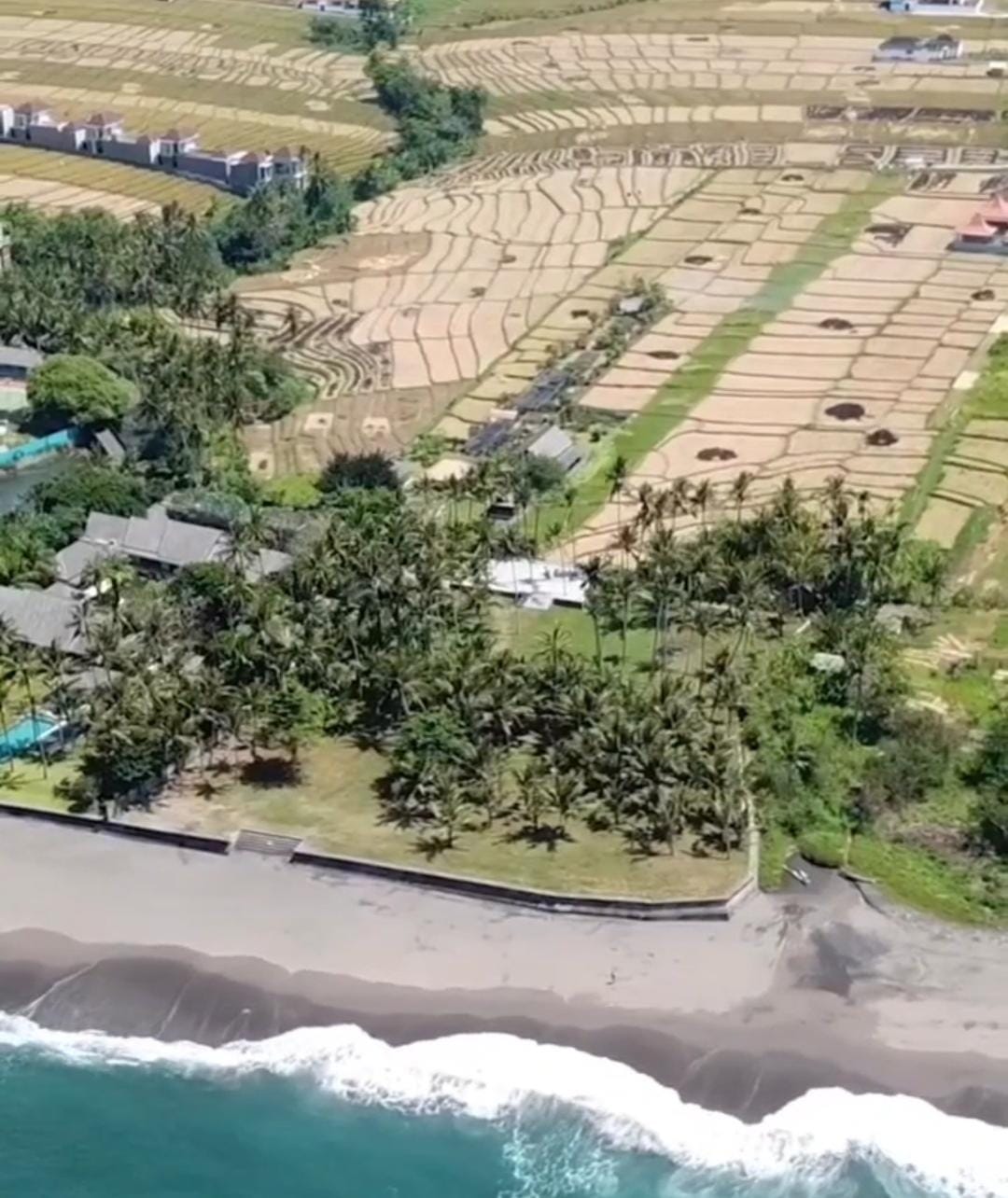 LAND FOR SALE BEACHFRONT CEMAGI BALI
