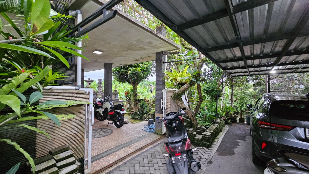 Spacious 5-Bedroom Freehold House for Sale in Pererenan, Bali – 5 Minutes to Beach (CODE FH 188)